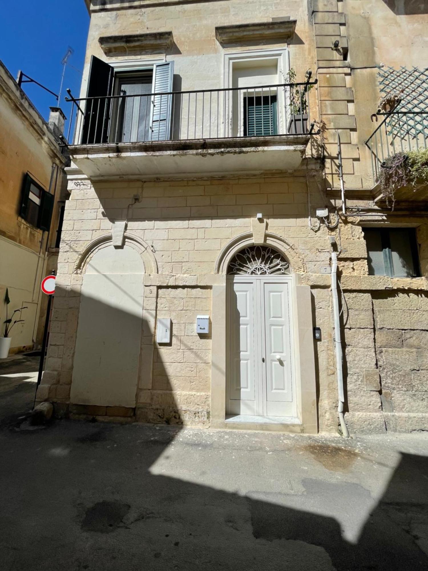 Apartamento Casa Caracciolo Lecce Exterior foto